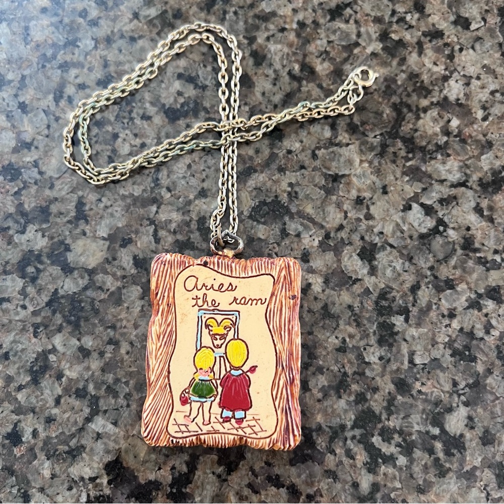 Vintage L Razza Aries the Ram Zodiac 1970s Resin Pendant Necklace